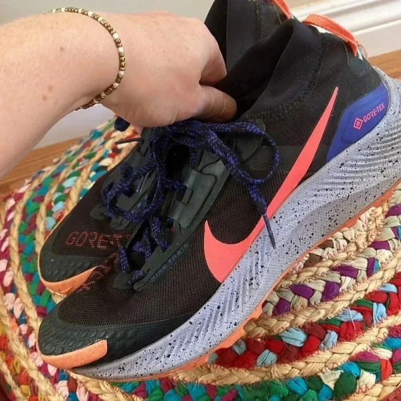 Nike  Pegasus Trail Gore-Tex Sneakers - Picture 5 of 8